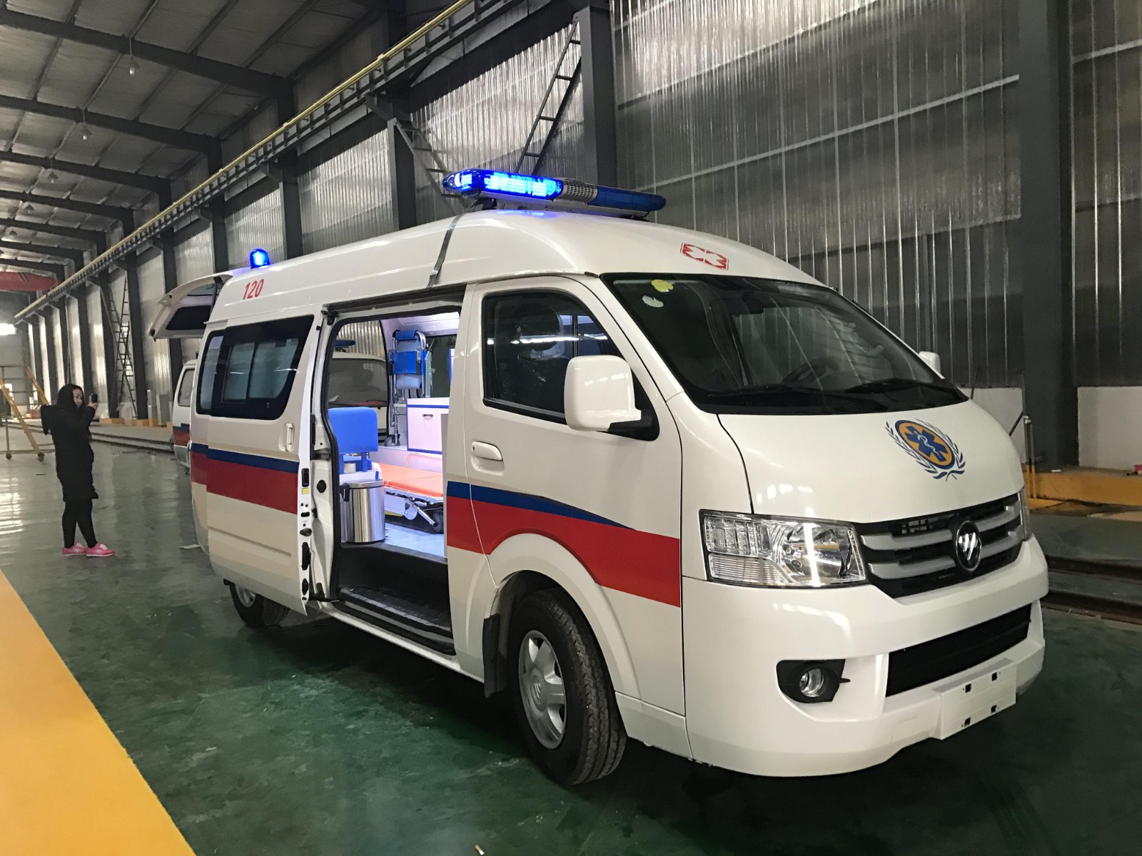 昭觉县救护车转院